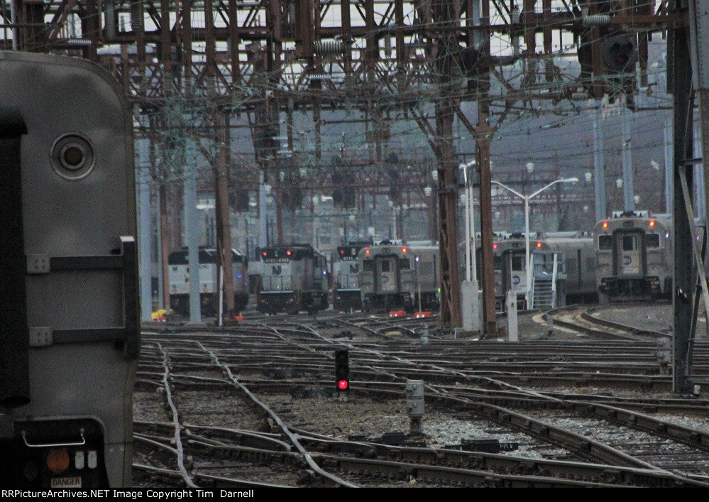 NJT 4010, 4103, 4111 at the storage yard